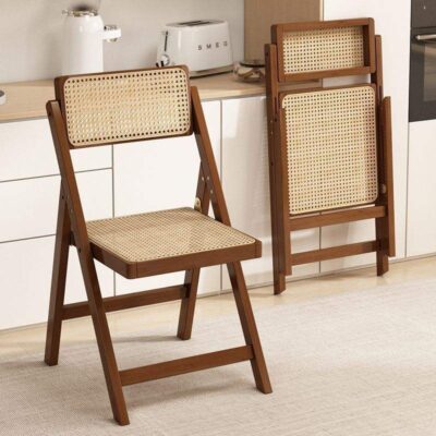 Classic solid wood folding event chair