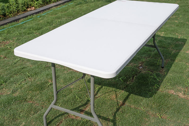 Lightweight plastic dining table chair