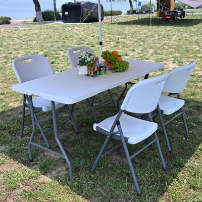 Lightweight plastic dining table chair