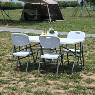 Lightweight plastic dining table chair