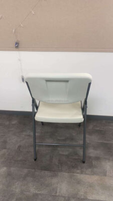 folding chairs manufacturer for weddings